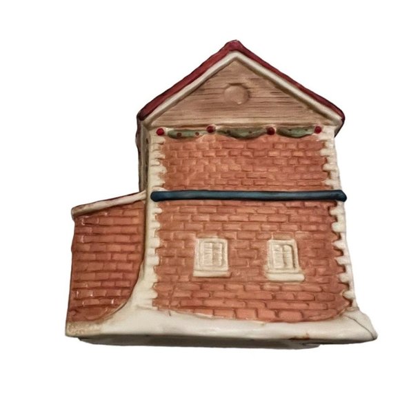 Wonderful Miniature 5"  Illuminated Porcelain  FIRE HOUSE Hand Painted Studio 5 - Picture 3 of 9